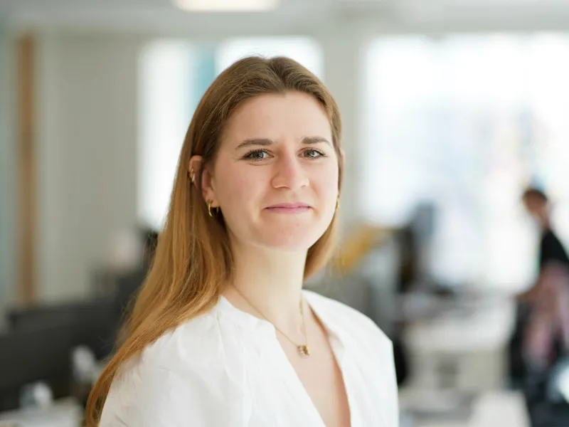 Headshot of Clara Maria Papalettera