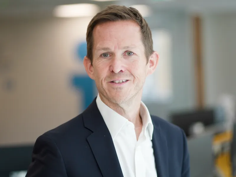 Headshot of Robert Spread